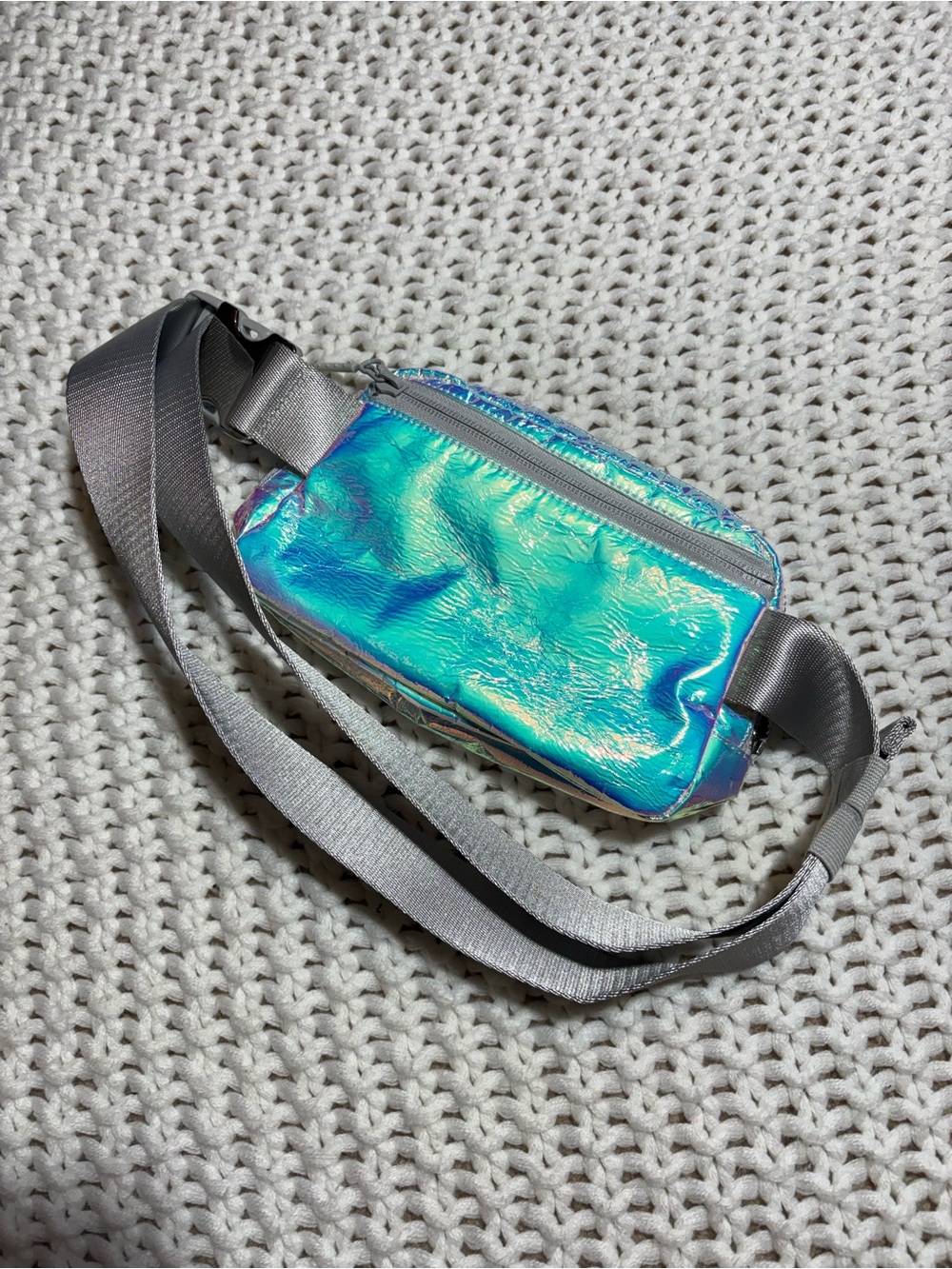 RARE! lululemon iridescent everywhere belt bag 1L - Picture 4 of 12